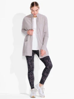 Cool Down Pocket Cardigan LIGHT PEBBLE -Varley Shop ACTF238173LPBPRODUCT 04