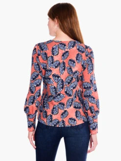 Amber Blues Top BLUE MULTI -Varley Shop F231026BLTPRODUCT 03