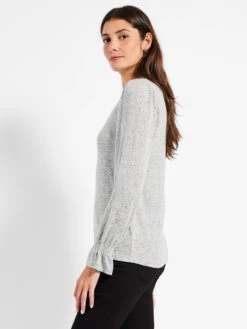 NZT Sweet Dreams Femme Sleeve Tee -Varley Shop NZTW232067GRMPRODUCT 02