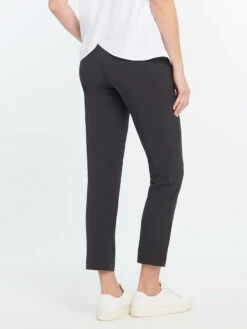 Tech Stretch Relaxed Pant BLACK ONYX 8 Tech Stretch Relaxed Pant BLACK ONYX -Varley Shop S201872BLXPRODUCT 04