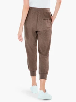 Varley - Russel Sweatpant BROWN -Varley Shop VAR01108BRNPRODUCT 04