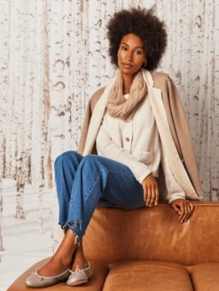 Gilded Texture Sweater Jacket CREAM 13 Gilded Texture Sweater Jacket CREAM -Varley Shop W231119CRMPRODUCT 04A