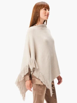 Metallic Go To Poncho NEUTRAL MIX 10 Metallic Go To Poncho NEUTRAL MIX -Varley Shop W231161NEUPRODUCT 02